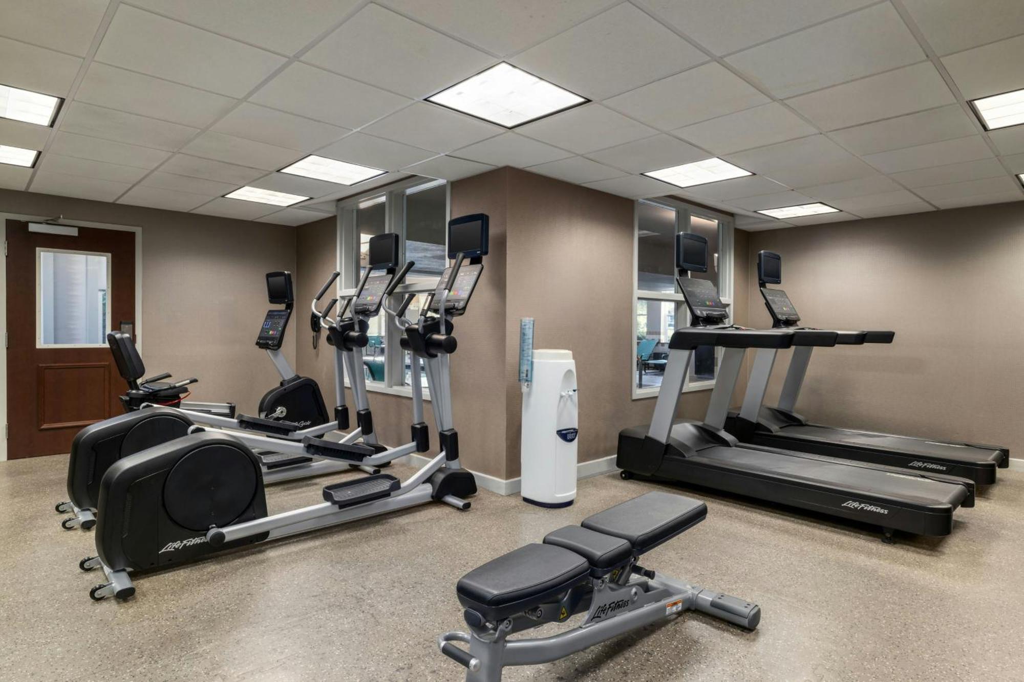 Residence Inn By Marriott Richmond Chester Woodvale Экстерьер фото